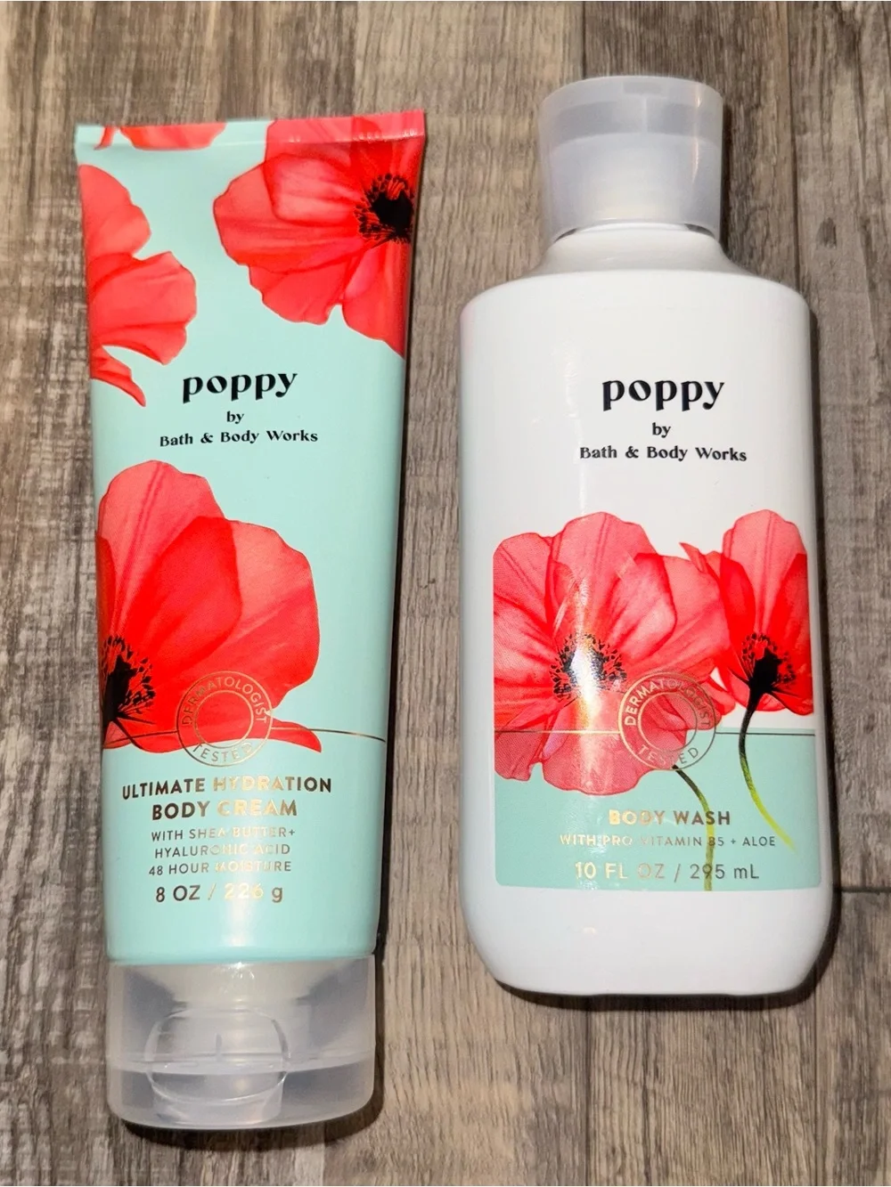 Bath & Body Works Poppy Body Cream & Body Wash - Red, Mint